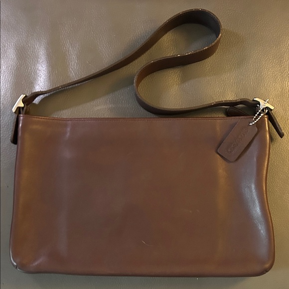 Coach Handbags - Vintage Coach Legacy Slim Shoulder Bag B0C-9407 EUVC